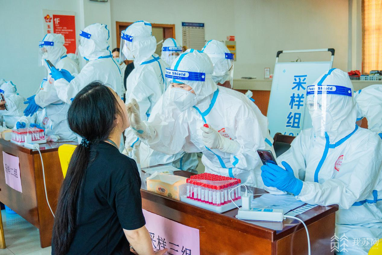 爱游戏-广州队发布备战花絮;赛后完成体检;欧篮联任务艰巨;医务组通报恢复的简单介绍