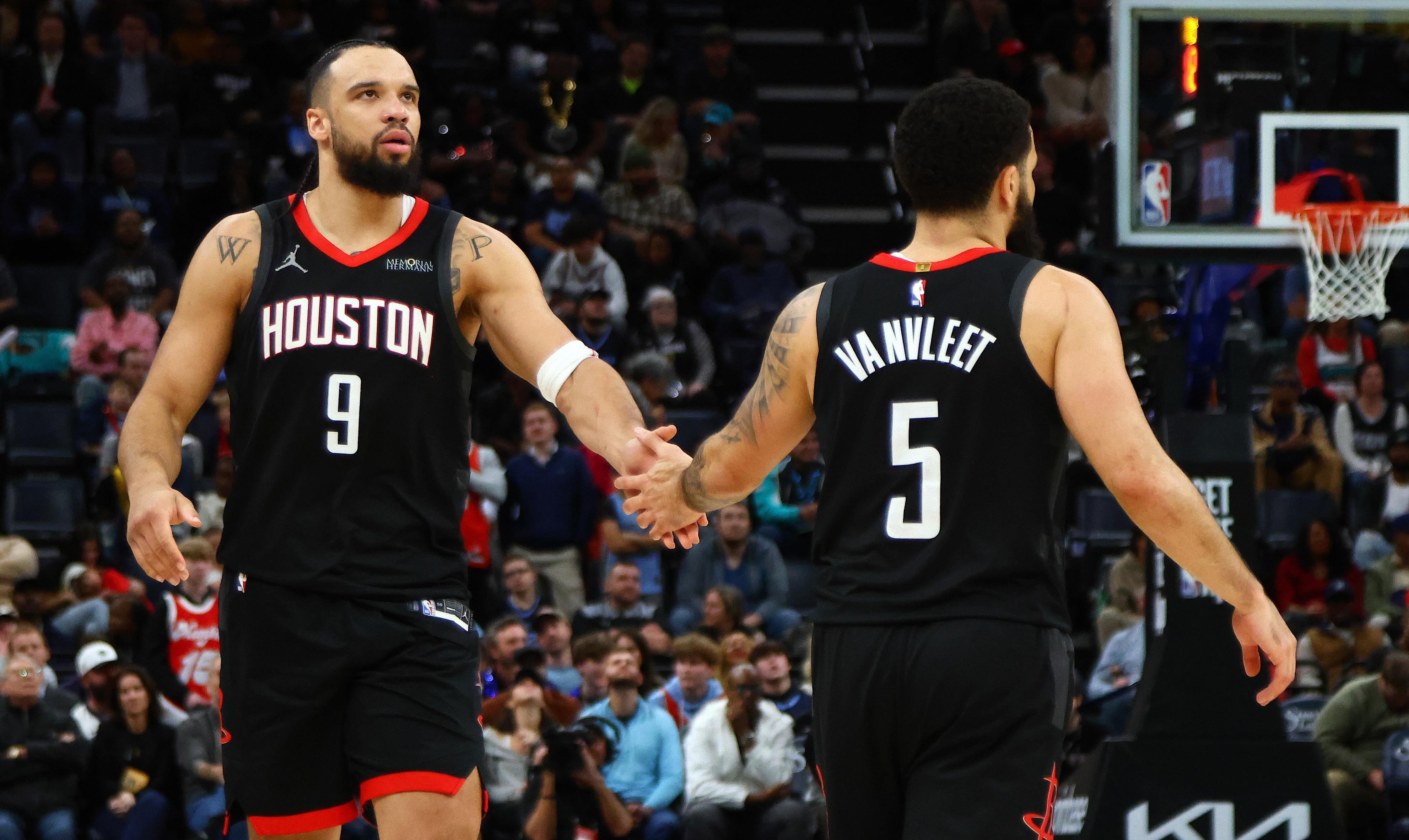 爱游戏官网下载-包含赛地聚焦——NBA总决赛冲刺阶段热度飙升,尤文图斯状态回暖,更衣室稳定,更衣室氛围转暖的词条